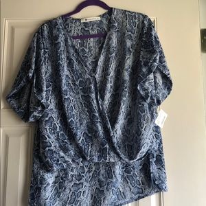 Blue cheetah shirt from Impeccable pig